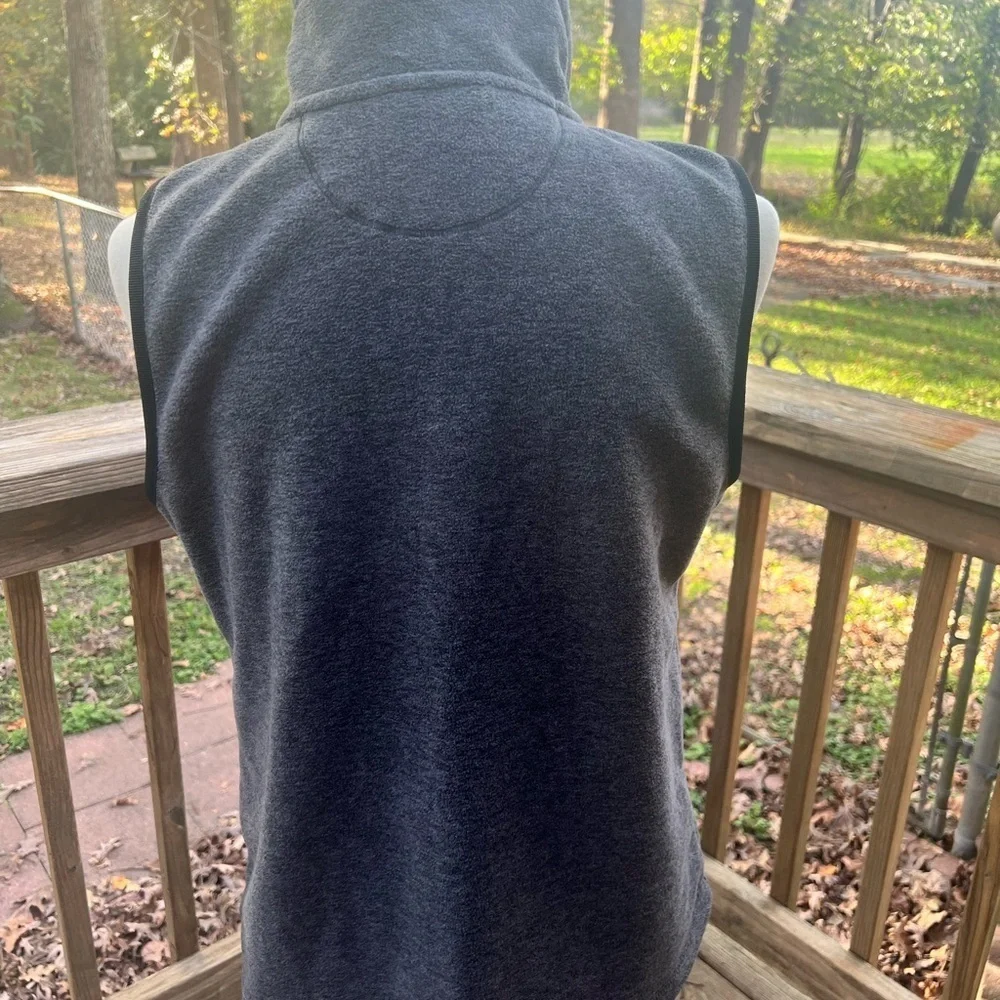 Calvin Klein gray fleece Performance Vest